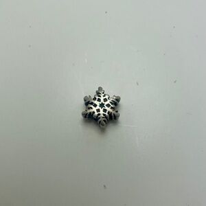 Pandora snowflake charm
